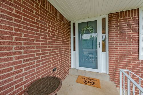 228 Hazel Rd, Pittsburgh, PA 15235-3852