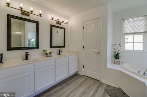 927 Birdie Ln, Magnolia DE  19962-3112 exterior