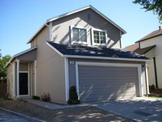 2688 Waterfield Dr, Sparks NV  89434-6746 exterior