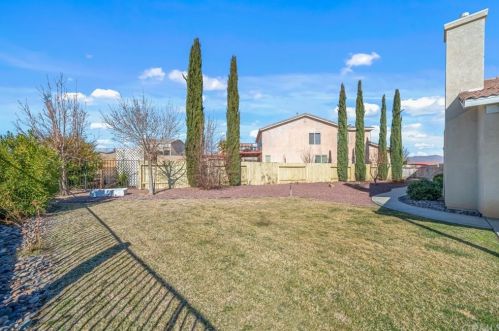 17613 High Bluff Ct, Victorville CA  92395-7761 exterior