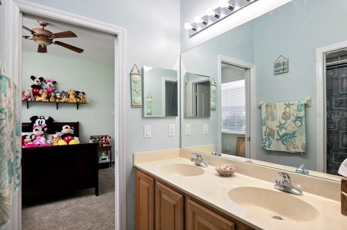 24101 Rialto Way, Mount Plymouth FL  32776-6912 exterior