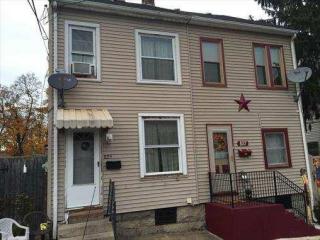 829 Jackson St, Easton, PA 18042-3341