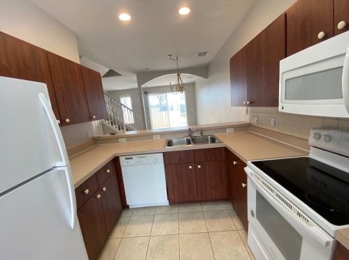 1244 Beach Cir, Kissimmee, FL 34746-6746