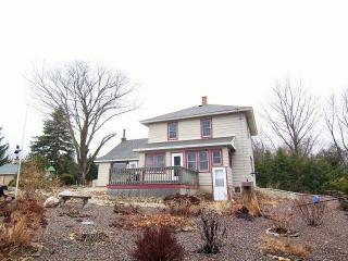 7095 County Road D, Allenton, WI 53002-9758