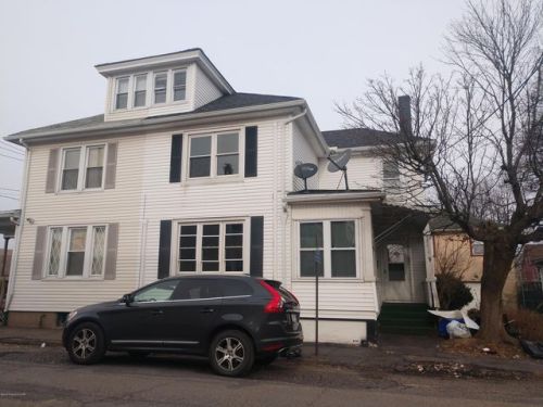 921 3rd St, Hazle Township, PA 18201-4708