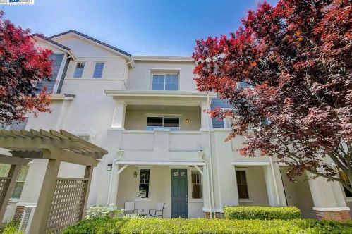 2626 Baton Rouge Dr, San Jose, CA 95133-2633