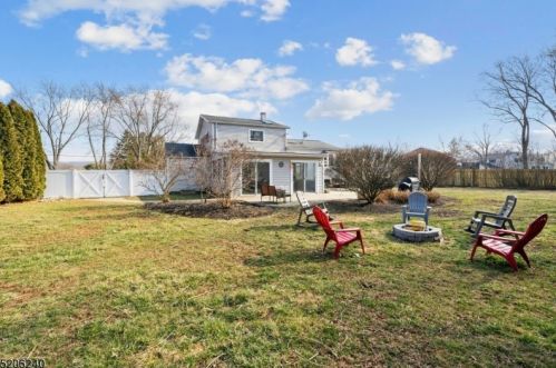 105 Carter Ter, Hackettstown NJ  07840-1002 exterior