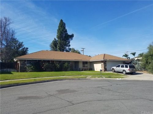 1582 Encina Ave, Rialto, CA 92376-3635