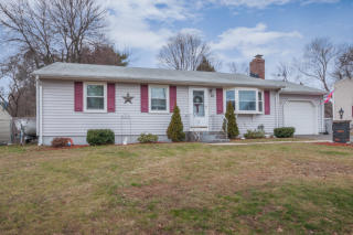 22 Jefferson Ave, Bristol, CT 06010-2727