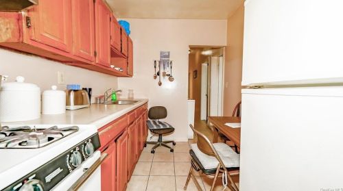 312 169th St, Bronx NY  10452-7701 exterior
