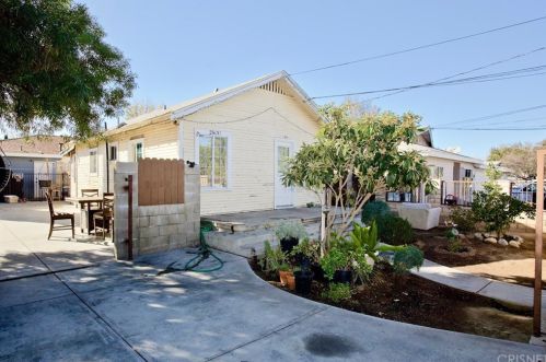 24155 Arch St, Santa Clarita, CA 91321-3042