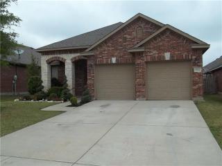904 Sheryn Dr, Burleson TX  76028-8666 exterior