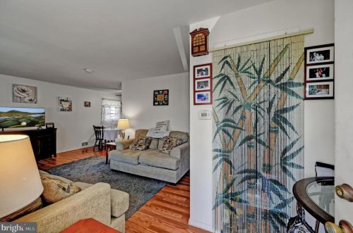 4420 Nottingham Way, Trenton, NJ 08690-3816