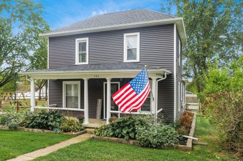 743 Columbus St, Etna, OH 43018-9012