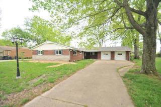 903 Hawthorne Dr, Cincinnati, OH 45245-1831