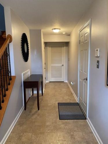 3004 Duncan Ln, Pittsburgh, PA 15236-1570