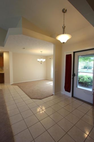 925 Sunset Dr, Englewood OH  45322-2251 exterior