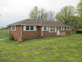 3838 Beasleys Bend Rd, Lebanon, TN 37087-8124