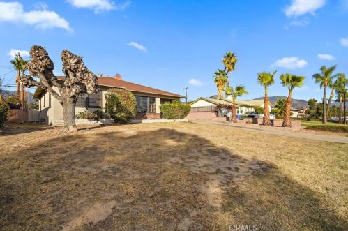 1420 Orchid Dr, San Bernardino, CA 92404-4316