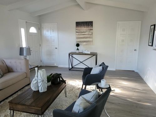 890 Gale Dr, Campbell, CA 95008-0903
