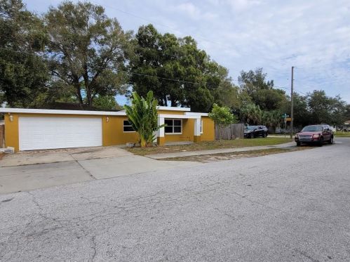 6717 50th Ave, Saint Petersburg, FL 33709-2861