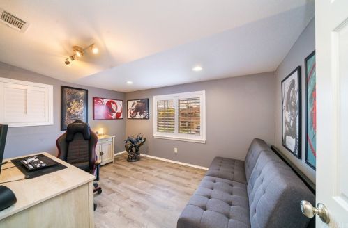 46438 Vianne Ct, Temecula CA  92592-3328 exterior