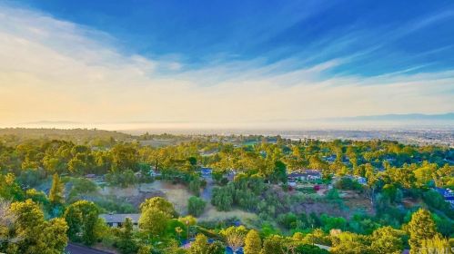 16 Deerhill Dr, Palos Verdes Estates, CA 90274-5110