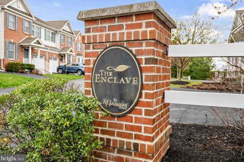 148 Ashford Way, Camp Hill, PA 17011-3919