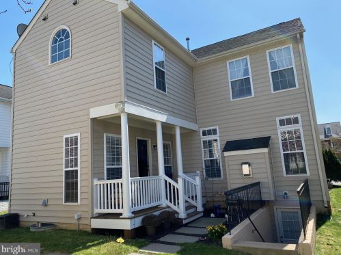 2488 Port Potomac Ave, Woodbridge VA  22191-3069 exterior