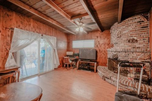 3902 Amistad Ave, Pico Rivera CA  90660-1531 exterior