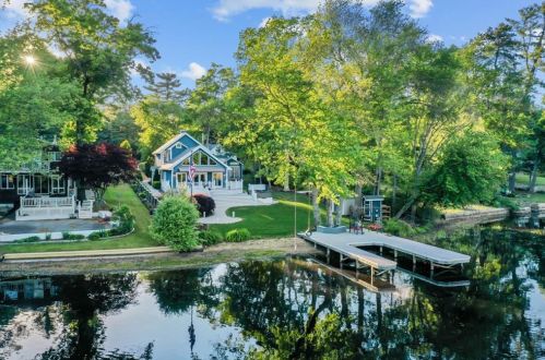 28 Pine Tree Rd, Coventry, RI 02816-7000