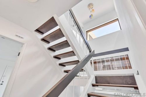 7949 Pasadena Ave, La Mesa CA  91941-7878 exterior