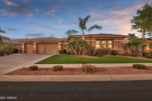 4526 Cavalry Dr, Gilbert, AZ 85297-9526