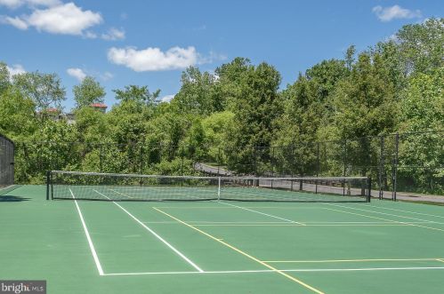 139 Cornerstone Dr, Newtown Square PA 19073-4049 exterior