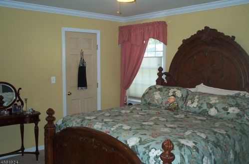 245 Prospect St, Westfield NJ 07090-4200 exterior