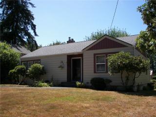 1627 Eastside St, Olympia, WA 98501-2450
