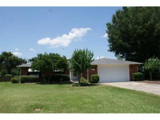 1005 Crescent Pkwy, Deland, FL 32724-3711
