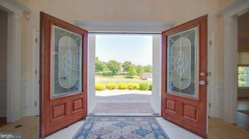 3 Robin Hill Way, East Amwell Township, NJ 08551-2059