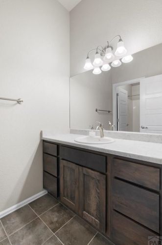 955 Los Charros Dr, Pueblo CO 81007-6167 exterior