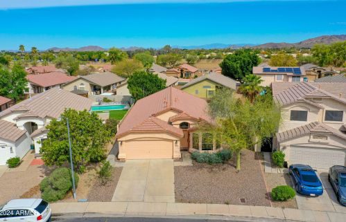 6428 Wahalla Ln, Glendale AZ 85308-5580 exterior