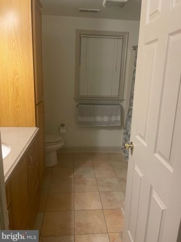 18 Chapel Ave, Camden NJ  08109-5102 exterior