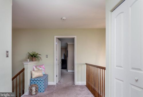 56 Green View Dr, Pottstown PA  19464-7501 exterior