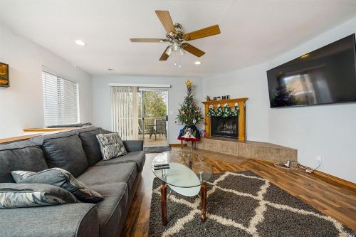 837 14th St, Lakeport, CA 95453-3713