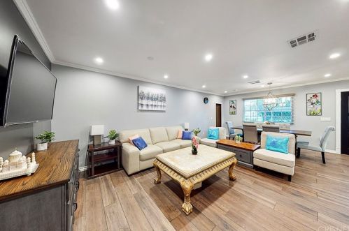 16931 Hart St, Van Nuys CA 91406-4507 exterior