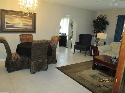 287 Rosewood Ct, Lehigh Acres, FL 33936-1448