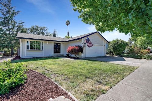 557 Graymont Dr, Santa Rosa, CA 95409-3255