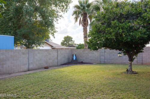 3651 Aire Libre Ave, Phoenix AZ 85032-2812 exterior