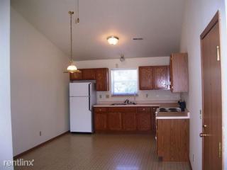 1017 Clement St, Watertown WI  53094-3572 exterior