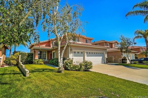 25744 Burroughs Pl, Santa Clarita, CA 91381-1126