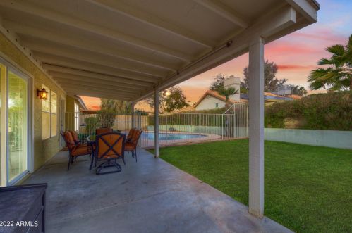 19633 36th St, Phoenix AZ  85050-3945 exterior